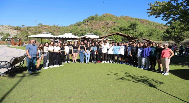 Datçalı öğrenciler Burunucu Macera Parkında eğlendi