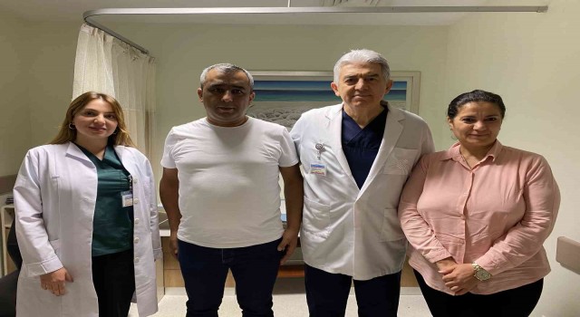 Defalarca kalbi durdu, ECMOya bağlandı, yürüyerek taburcu oldu