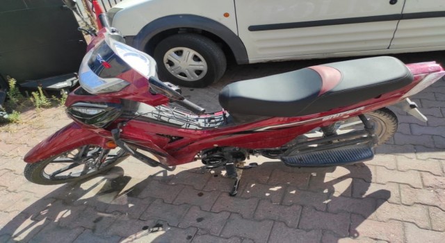 Deneme bahanesiyle motoru çaldı