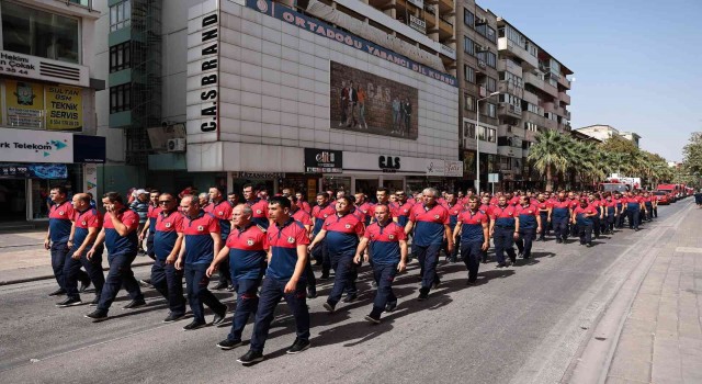Denizli itfaiyesi performansıyla göz doldurdu
