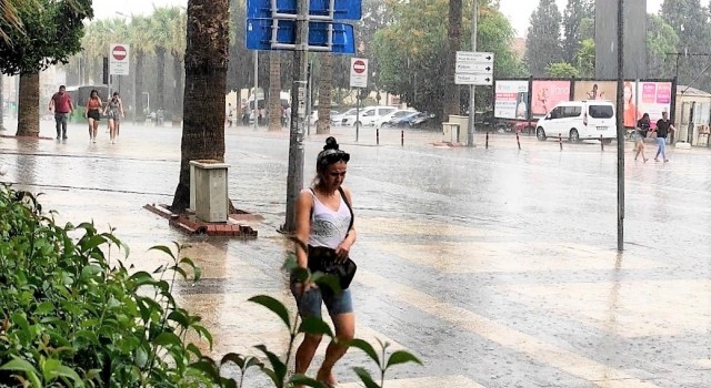 Denizlide akşam saatlerinden itibaren kuvvetli yağış bekleniyor