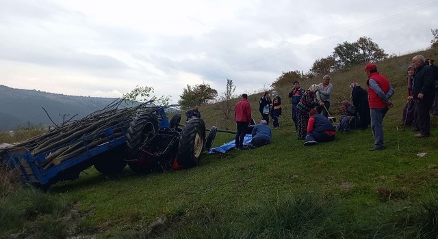 Bolu’da Devrilen traktörün altında kalan sürücü hayatını kaybetti