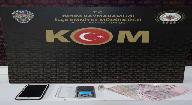Didimde zehir tacirlerine baskın: 3 tutuklama