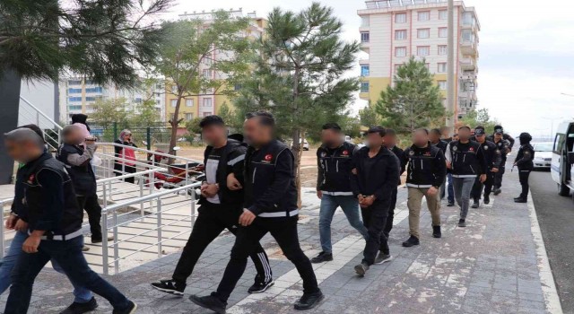 Diyarbakırda 9 adrese eş zamanlı uyuşturucu operasyon: 5 tutuklama