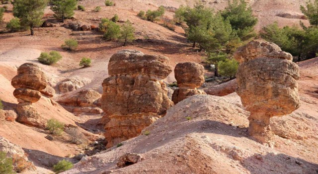 Doğa harikası ‘Kale Peri Bacaları turizme kazandırılmak isteniyor