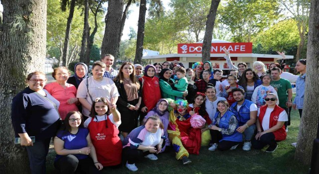 Down Kafe misafirlerini ağırlamaya devam ediyor