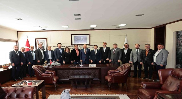 DTO ailesi, Başkan Zolanla bir araya geldi