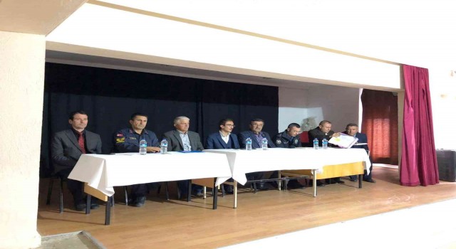 Dumlupınarda muhtarlar toplantısı