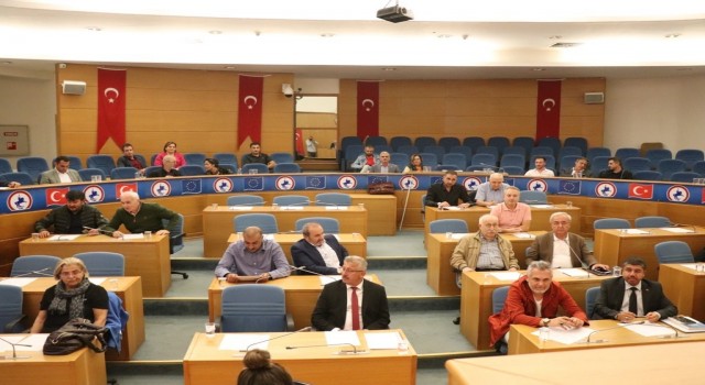 Düzce Belediye meclisi 12 gündem maddesi ile toplandı