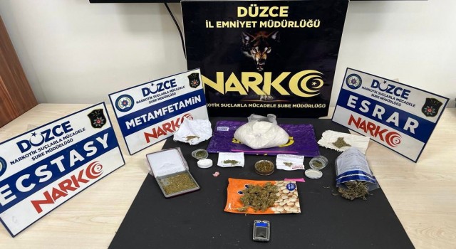 Düzceye uyuşturucu getirirken yakalandılar