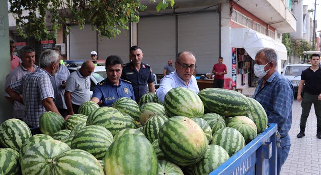 Düziçi Kaymakamı Turgay İlhan esnaf ziyaretlerinde bulundu