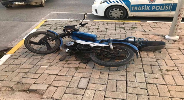 Edirnede kırmızı ışık ihlâli yapan motosiklet sürücüsü yaralandı