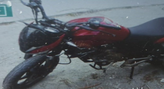 Edirnede otomobil ile motosiklet çarpıştı: 2 yaralı