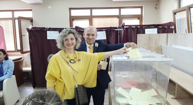 Edremit Ticaret Odasında yeni Başkan Ahmet Çetin