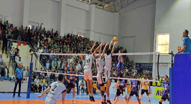 Efeler Ligi: Türşad: 3 - Fenerbahçe: 1