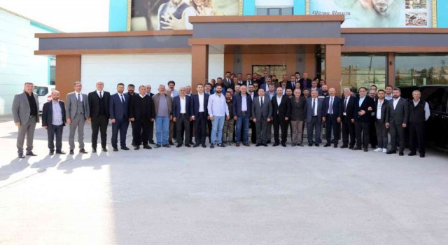 Eken: Yapacağız, edeceğiz diyerek seçimden seçime kapılarını çalmıyoruz