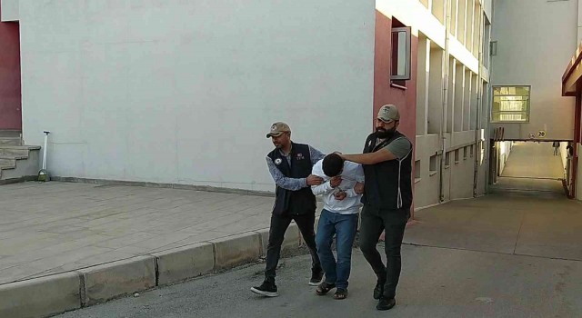 El Kaide ve DEAŞın sözde eski kadısı Adanada yakalandı