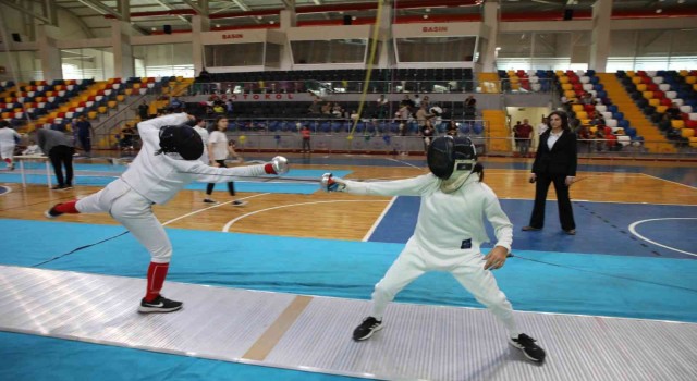 Elazığ, eskrimde ilk derecelerini aldı