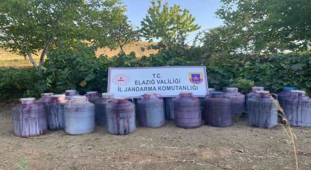 Elazığda 2 ton kaçak şarap ele geçirildi