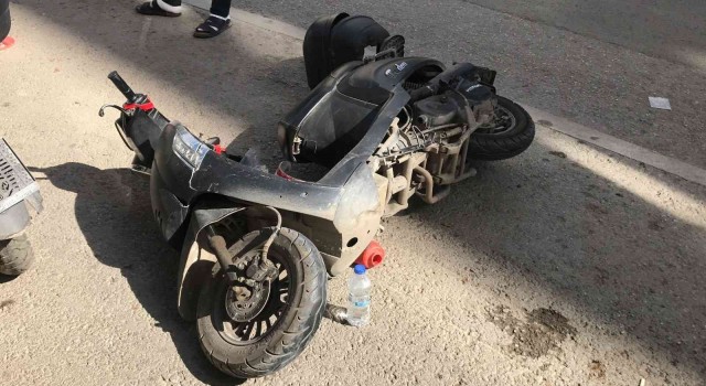 Elazığda motosiklet otomobille çarpıştı: 1 yaralı