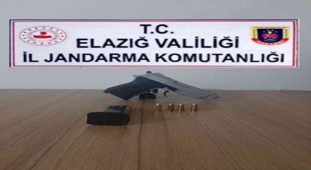Elazığda ruhsatsız tabanca ele geçirildi