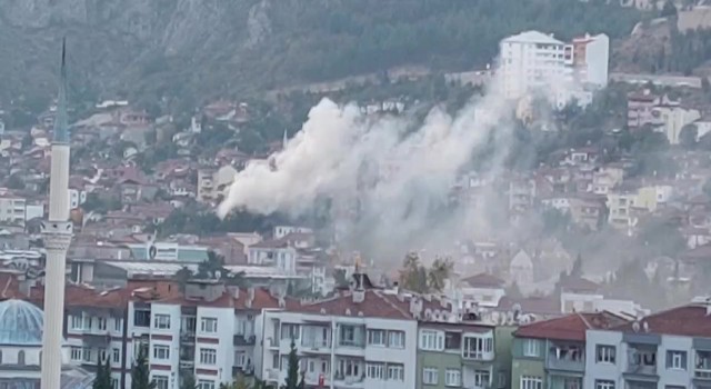 Elektrikli ısıtıcıdan çıkan yangında can verdi, dumanlar Amasyayı sardı