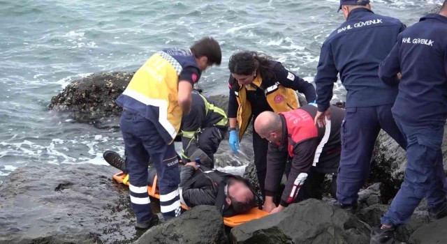 “Elveda hayat” diye mektup yazıp intihara kalkıştı: Denize düşen şahsı balıkçılar kurtardı