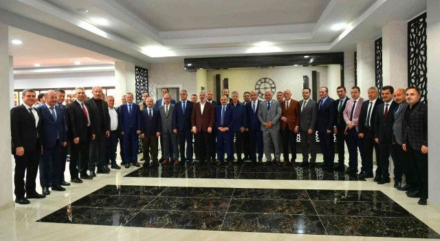Emekli olan Trabzon Emniyet Müdürü Kenan Aydoğan için veda yemeği