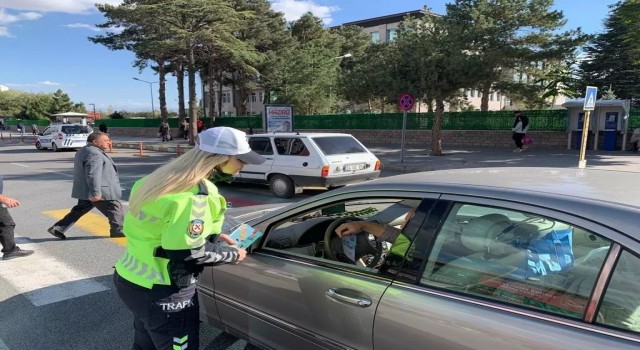 Erzincanda yaya önceliği uygulaması yapıldı