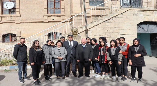 Erzincanın geçmiş dönem valilerinden Aksoy, Tercanı ziyaret etti