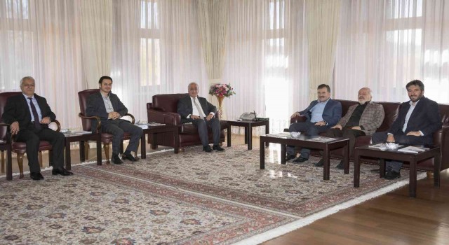 Erzurum Sivil Toplum Platformundan Rektör Çomaklıya ziyaret