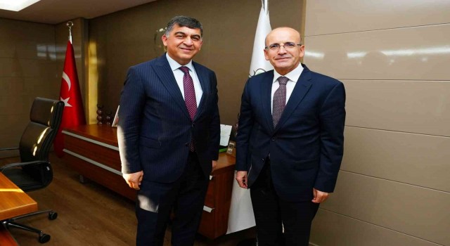 Eski Başbakan Yardımcısı Mehmet Şimşekten Başkan Fadıloğluna ziyaret