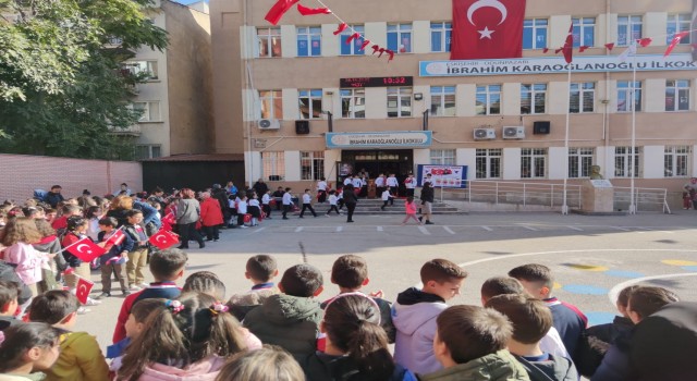 Eskişehirde okullarda 29 Ekim coşkusu