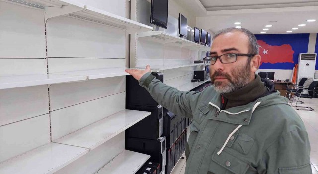 Eyüpsultanda 40 saniyede 500 bin liralık soygun kamerada