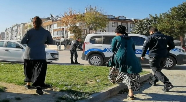 Fal bahanesiyle parasını çaldılar, polis yakaladı
