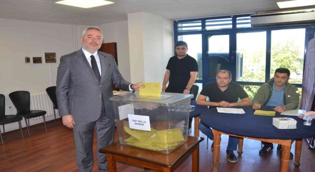 FATBOda Başkan Ali Feyzi güven tazeledi