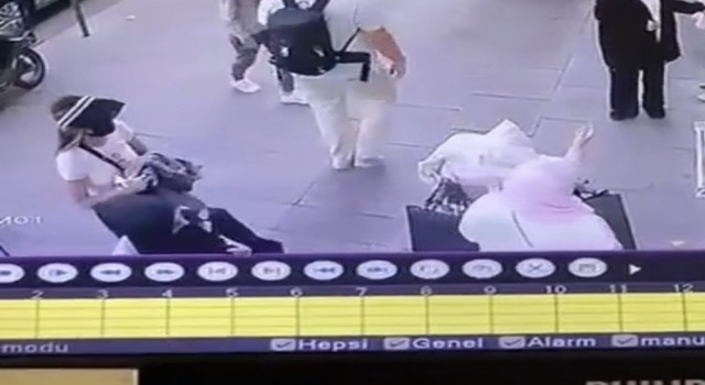 Fatihte 2 kadın, tekerlekli sandalyedeki kadının çantasını çaldı
