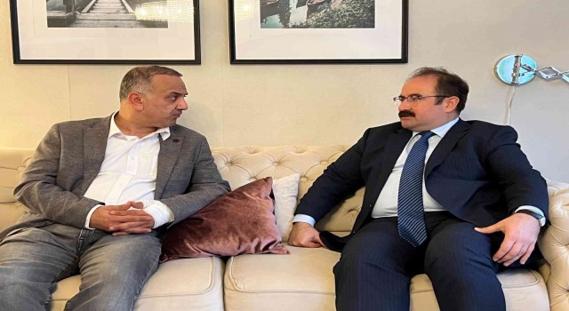 Frankfurt Başkonsolosu Tunçerden FETÖ yandaşlarının saldırısına uğrayan gazeteciye geçmiş olsun ziyareti