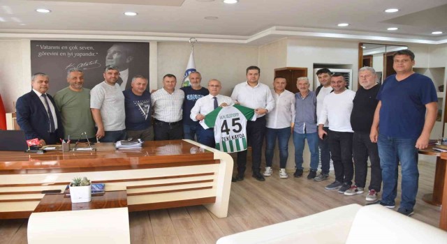 Futbol tutkunu iş insanları, Salihli Belediyespor için güç birliği