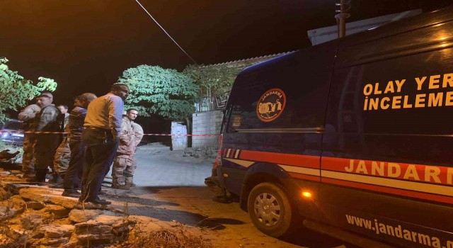 Gaziantepte muhtar azasının evi tarandı: 2 ölü, 3 yaralı