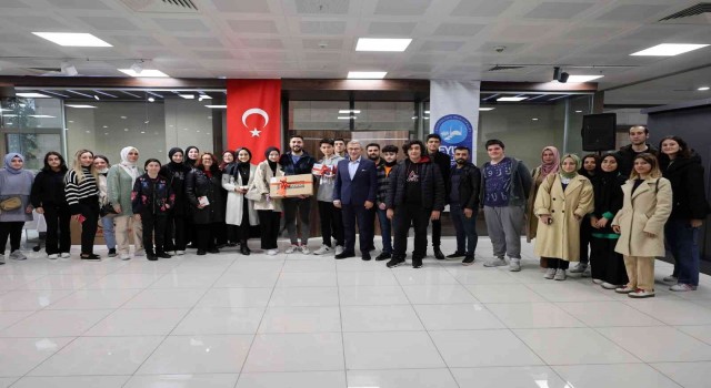 Genç Eyüpsultanda ilk ayın kazananları ödüllerini aldı