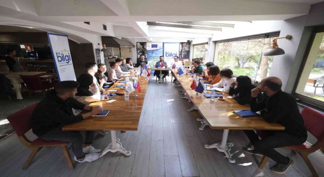 Gençlik İçin AB etkinliğinde gençlerin sorunları tartışıldı