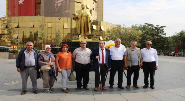 Görme engellilerden “Beyaz Baston Yasası” çağrısı