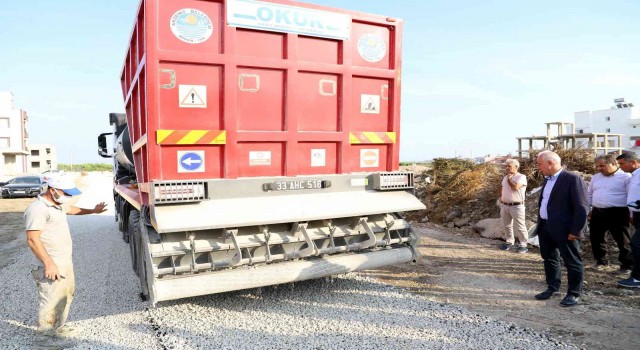 Gültak: Engellemelere rağmen asfalt serimine başladık