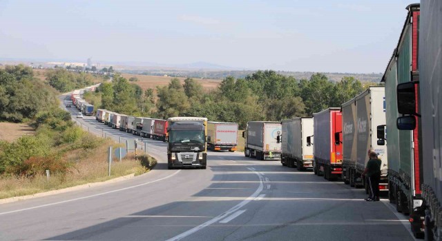 Gümrükte tüm zamanların tır çıkış rekoru kırıldı