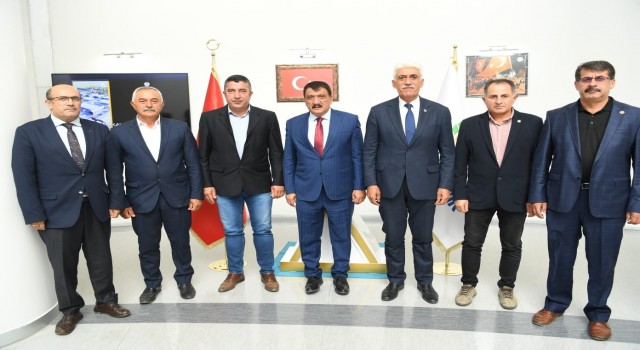 Gürkandan çiftçiyi kalkındıracak hizmetlere önem