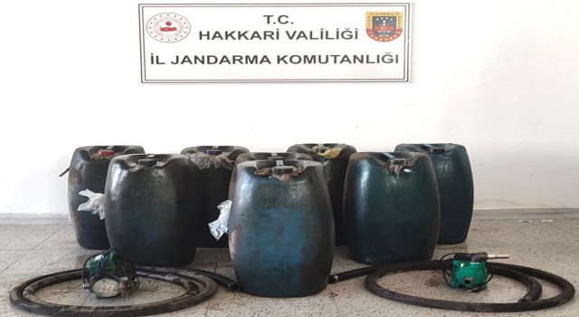 Hakkaride 520 litre kaçak akaryakıt ele geçirildi