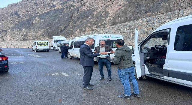 Hakkâride öğrenci servisleri denetlendi