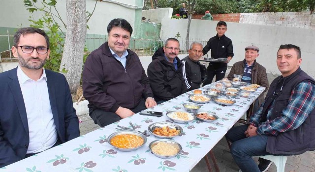 Havran Kocadağda çiftçi hayrı yoğun ilgi gördü