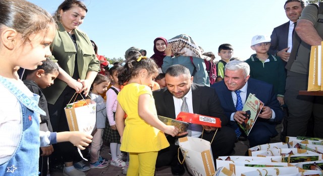 Hayvan barınağı misafirlerini ağırladı